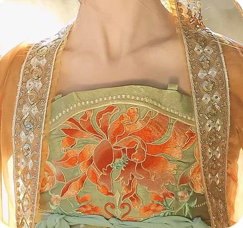 Kadın Geleneksel Çin Hanfu Elb - Embroidery Yellow Dress incelemesi ve fiyatı
