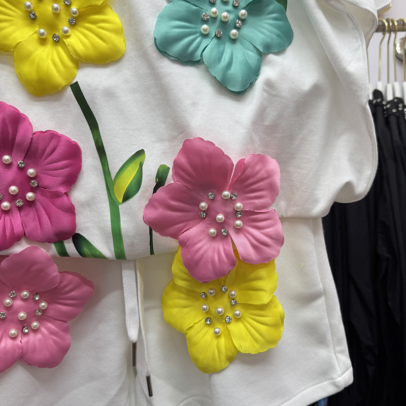 Yaz Renkli 3D Çiçekler T-shirt - Embroidery Beads incelemesi ve fiyatı